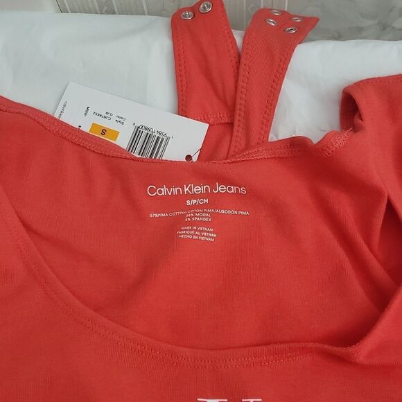 Calvin Klein Bodysuit   - Picture 5 of 5